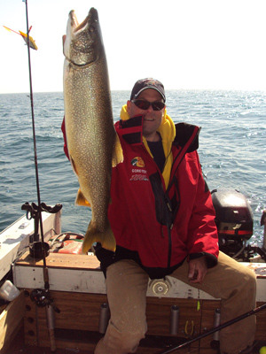 lake trout fishing Milwaukee Harbor