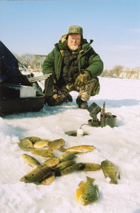 Monona Gills