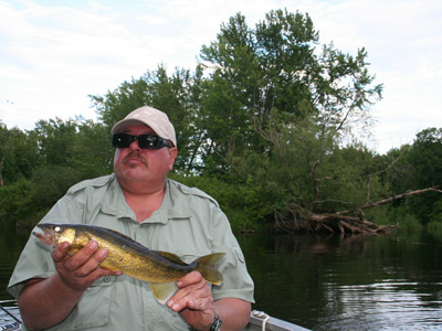 walleye fishing peshtigo river