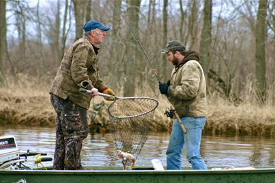 wolf river walleye run