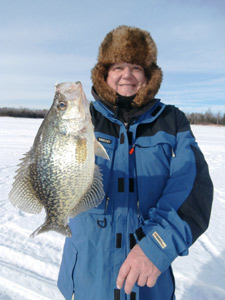 Icefishing-crappie