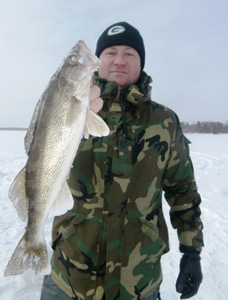 ice walleye