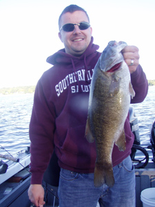 Kevin Johnson with a 21-inch Delavan Lake smallmouth.