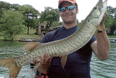 Pewaukee Lake Musky Fishing