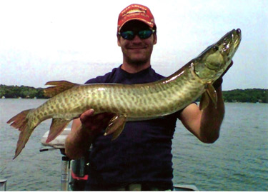 Musky Fishing Pewaukee Lake