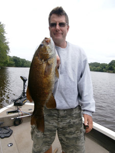 Terry Woldvogel with a Wisconsin River smallmouth