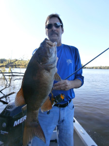 smallmouth bass fishing central wisconsin