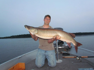 musky fishing Hayward Lakes Area Wisconsin